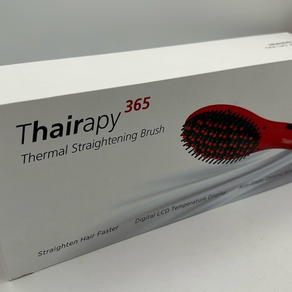 Thairapy 365 red and black thermal straightening brush - Picture 1 of 8